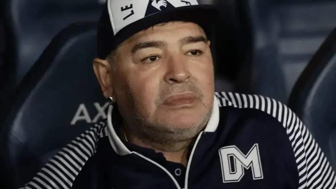 ENFERMERA REVELA QUE MARADONA DESCONOCÍA A TODOS