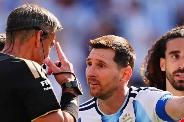 VINI HABLA SOBRE MESSI Y DECISIONES POLÉMICAS