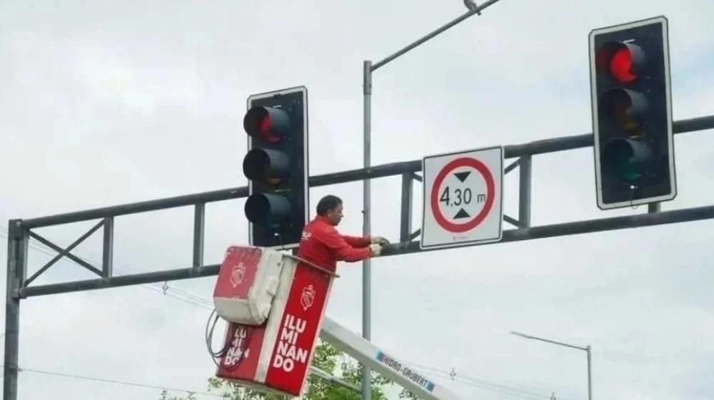 Más controles en La Rioja: retendrán vehículos que crucen semáforos en rojo