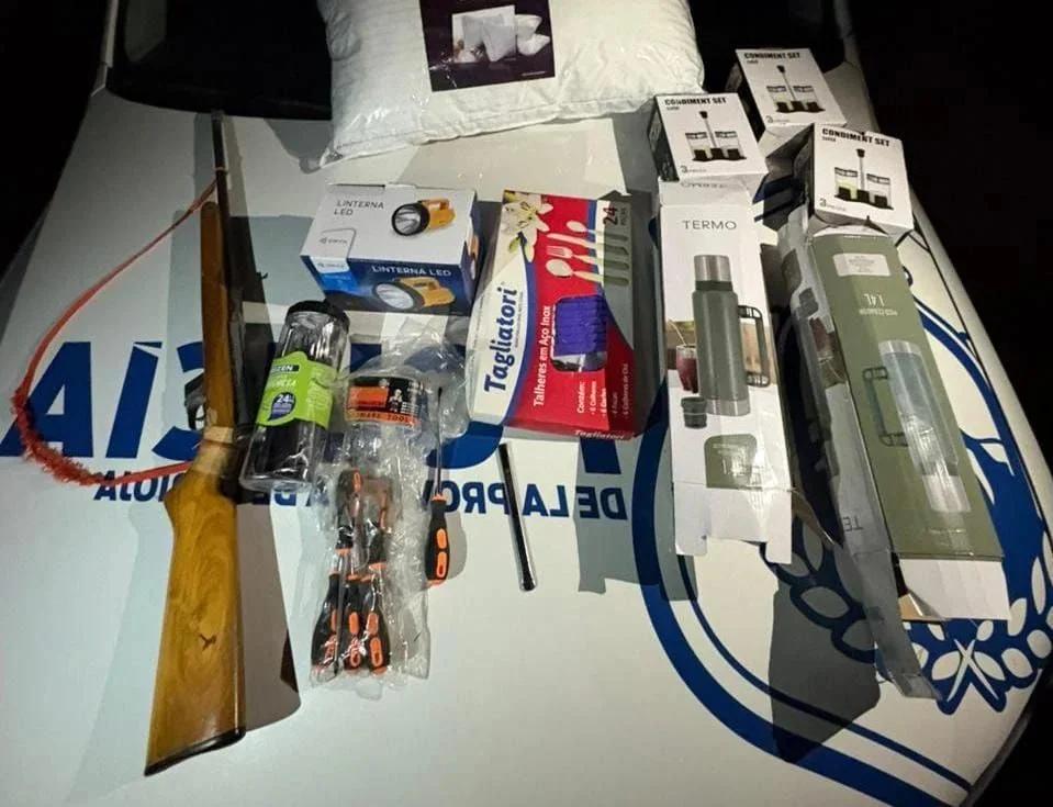Investigan un robo en una vivienda de Villa Nidia