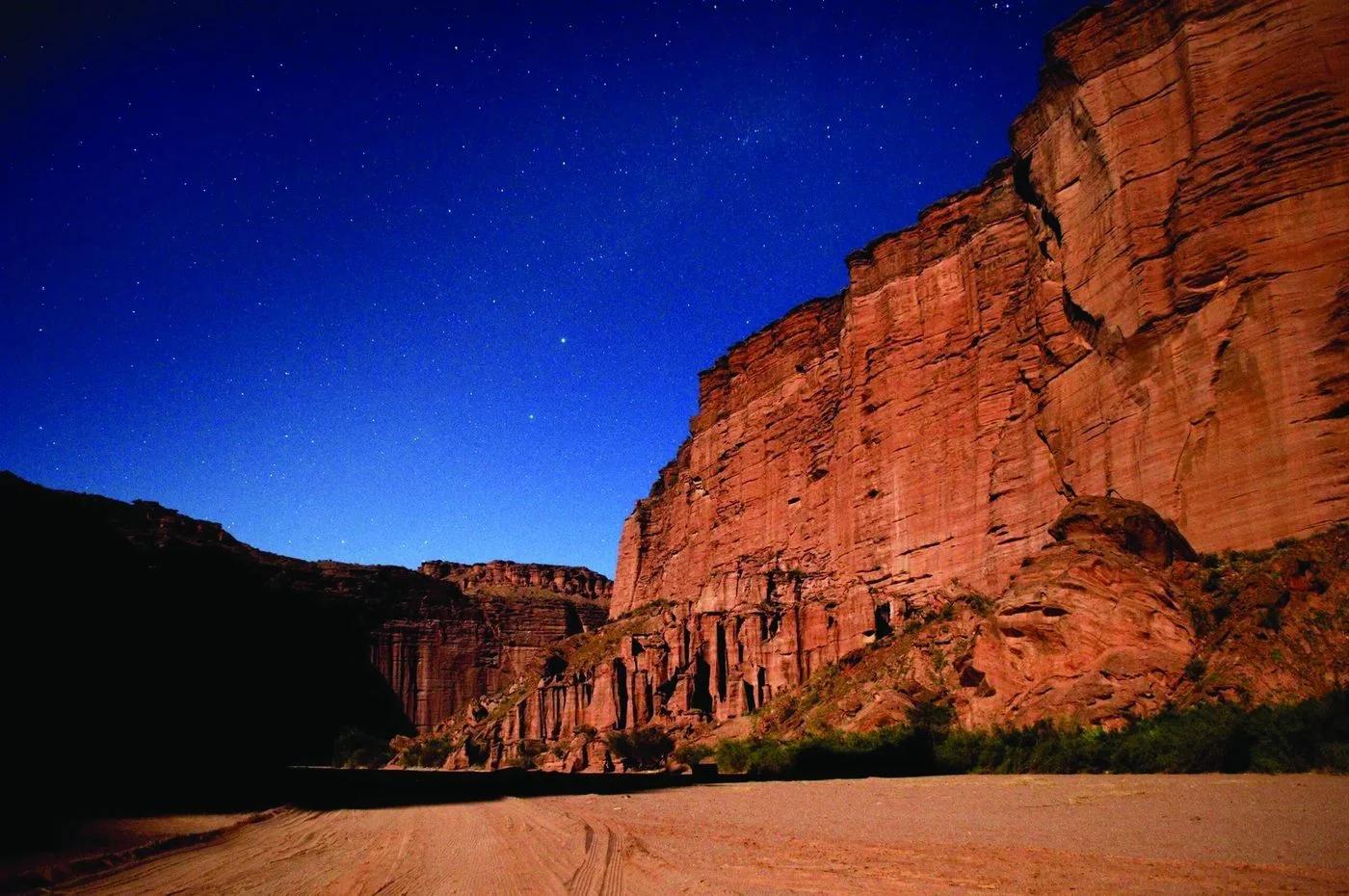 Talampaya Nocturno: astroturismo bajo el cielo riojano