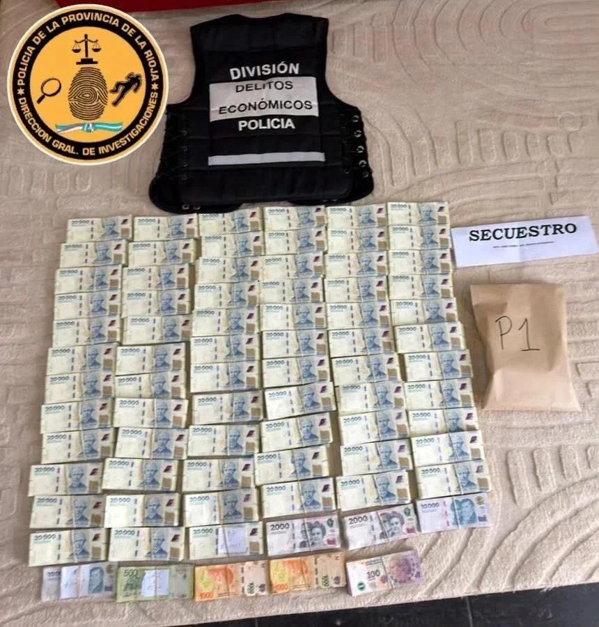 Desbaratan red de usura en la Capital: secuestran 170 millones y tarjetas