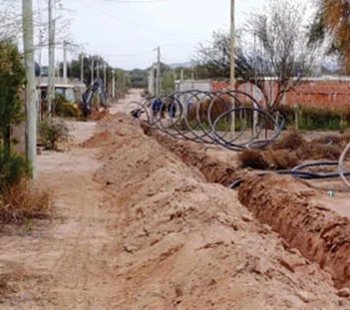AMPLIACIÓN DE RED DE AGUA POTABLE EN EL BARRIO