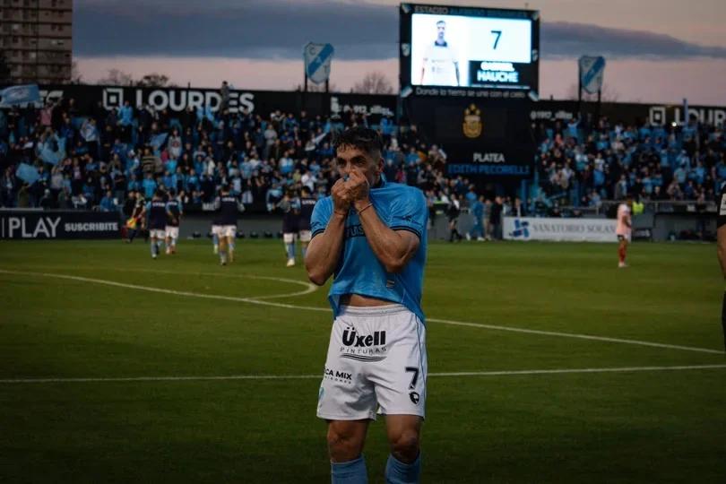 Temperley se quedó con el Clásico de Lomas