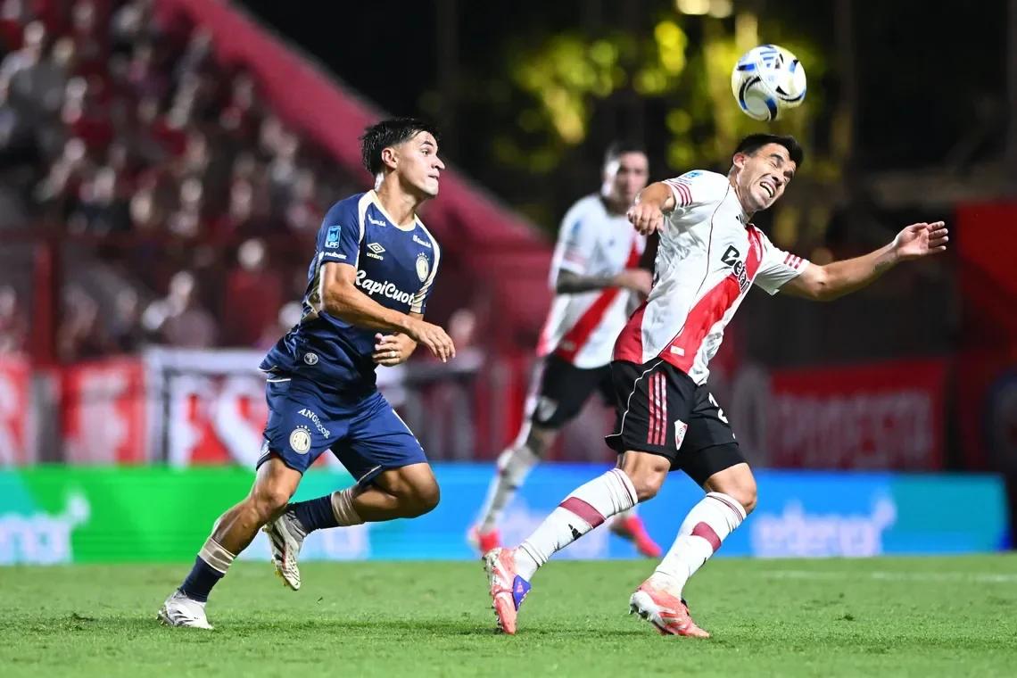 River busca salir del fondo ante Argentinos Juniors