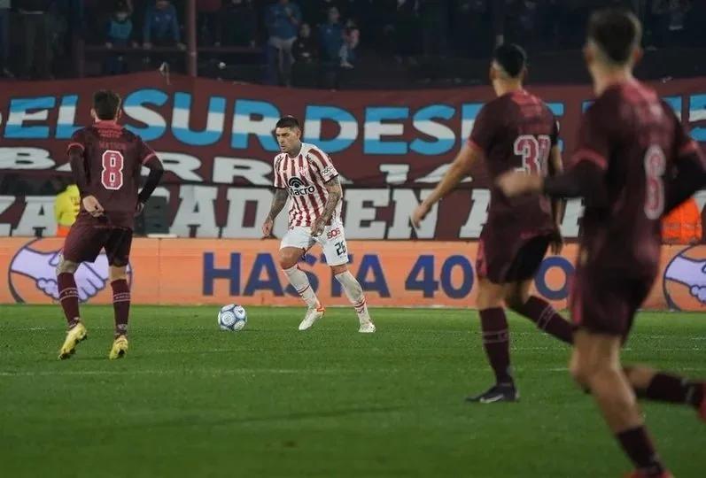 INSTITUTO SE LLEVA UN AGÓNICO TRIUNFO ANTE LANÚS