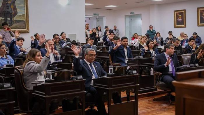 Protección contra sobreendeudamiento y regulación para kinesiólogos