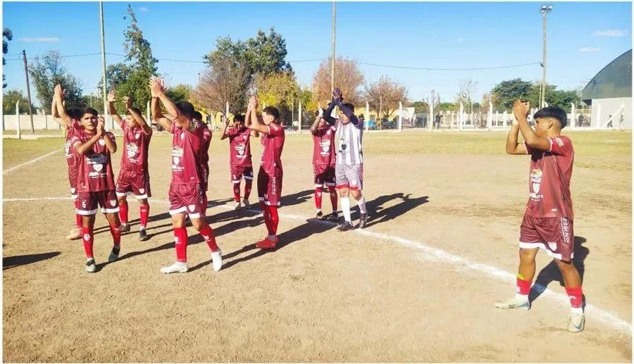 Estudiantes y San Román chocan por los cuartos de final