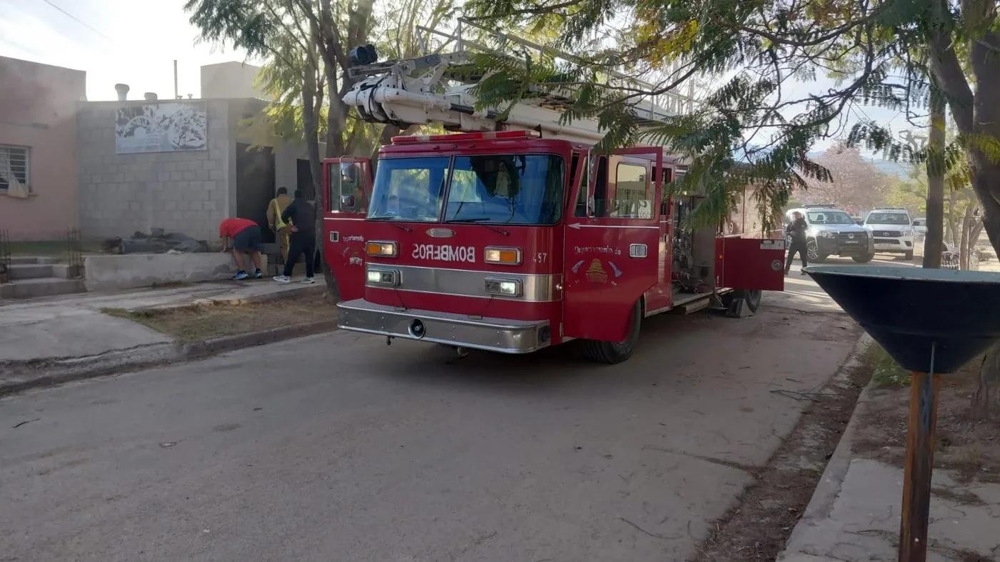 Controlaron un principio de incendio en una vivienda del barrio Néstor Kirchner