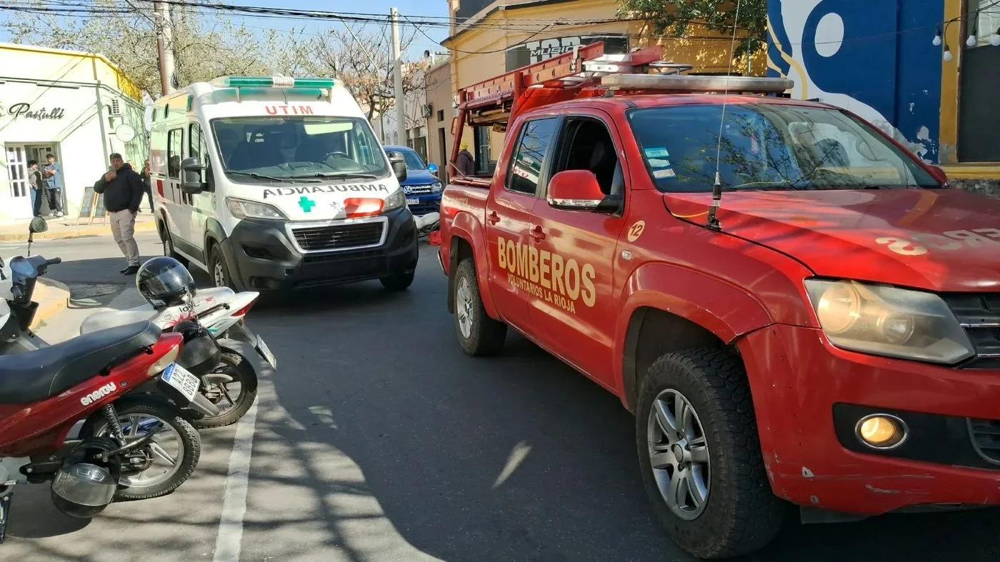 MOTOCICLISTA CHOCA CON CAMIONETA EN SANTA FE E HIPÓLITO YRIGOYEN