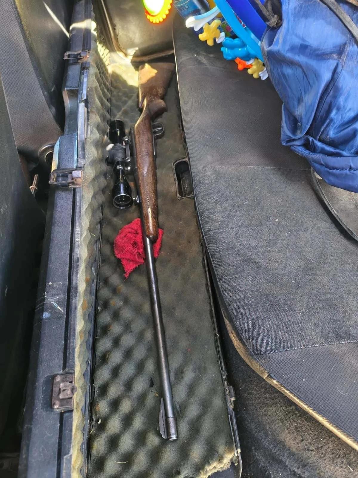 SECUESTRAN FUSIL Y GUANACOS FAENADOS EN OPERATIVO