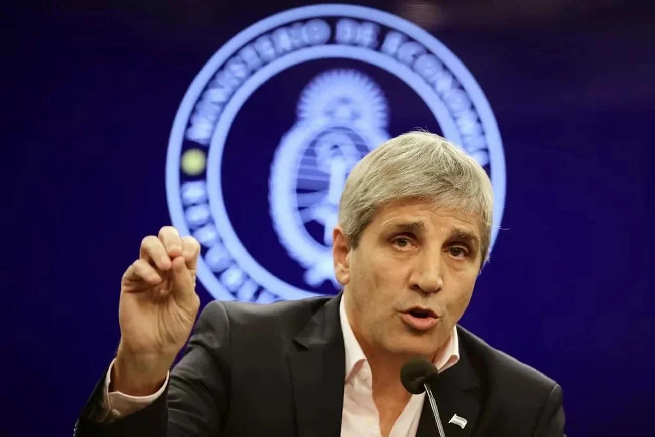 Caputo lanza créditos hipotecarios con fondos de la ANSES