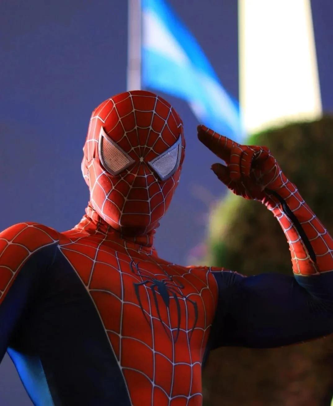 DE DELIVERY A SPIDER-MAN: LA INSPIRADORA HISTORIA DE DUSTIN