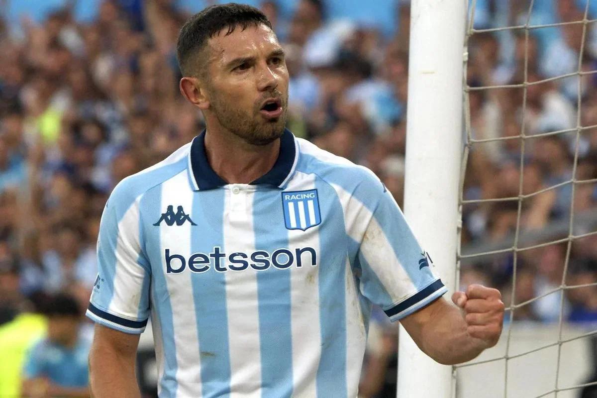 Racing busca recuperarse ante Banfield en el Cilindro