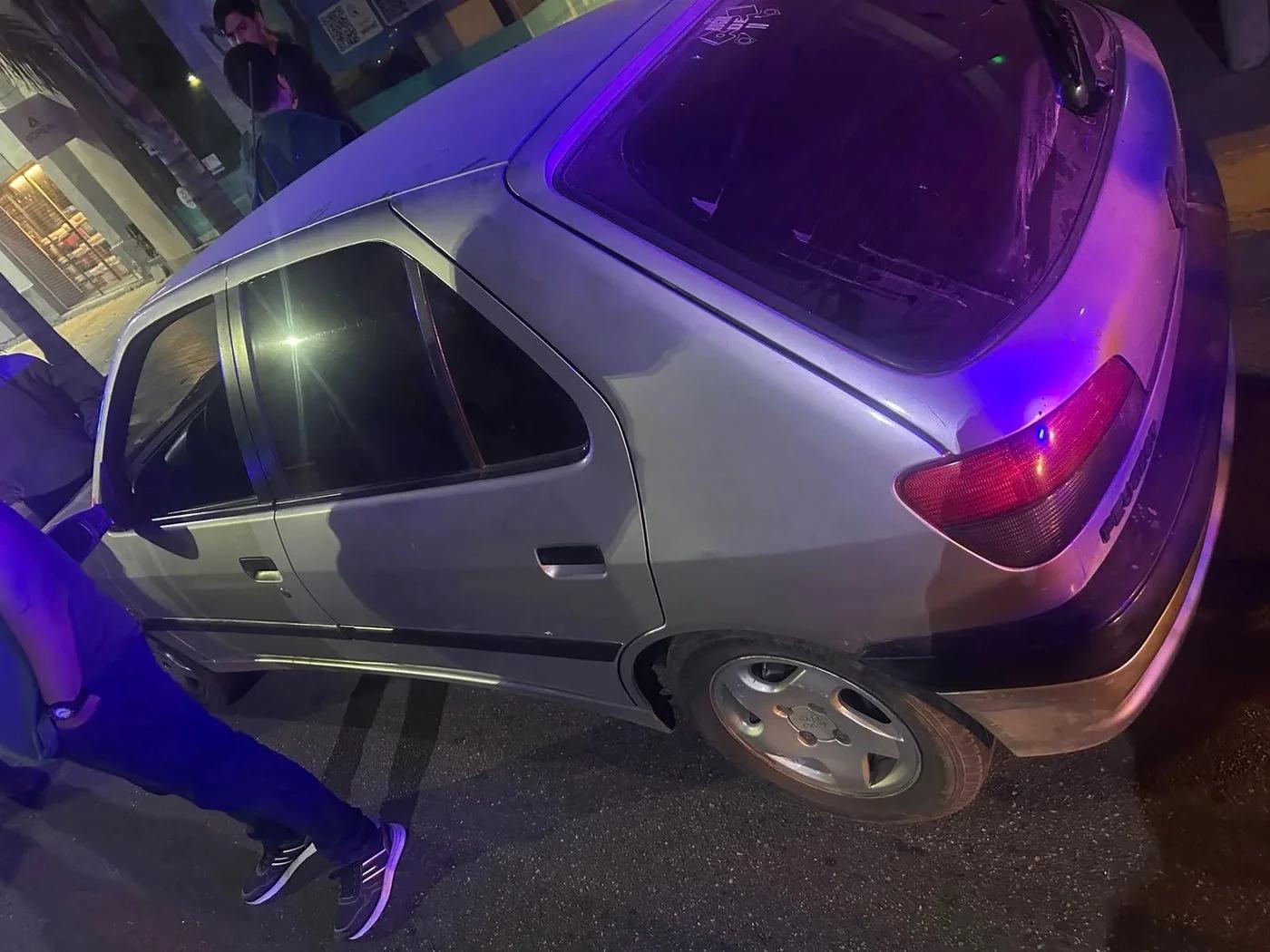 Conductor alcoholizado casi choca contra un control policial