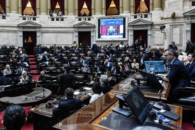 Diputados retoman sesiones para debatir la reforma del Banco Central