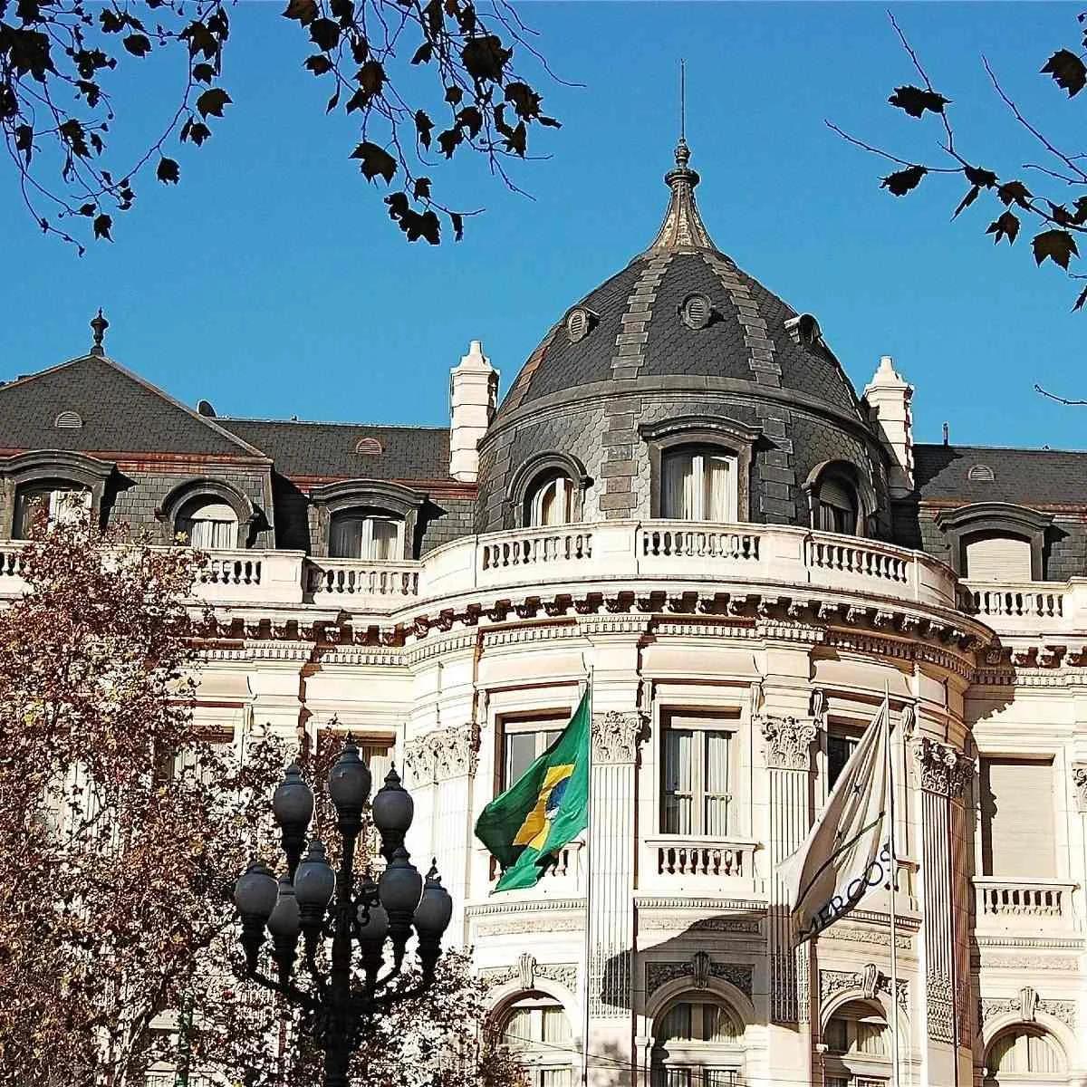 BRASIL RETIRA A SU EMBAJADOR DE ARGENTINA