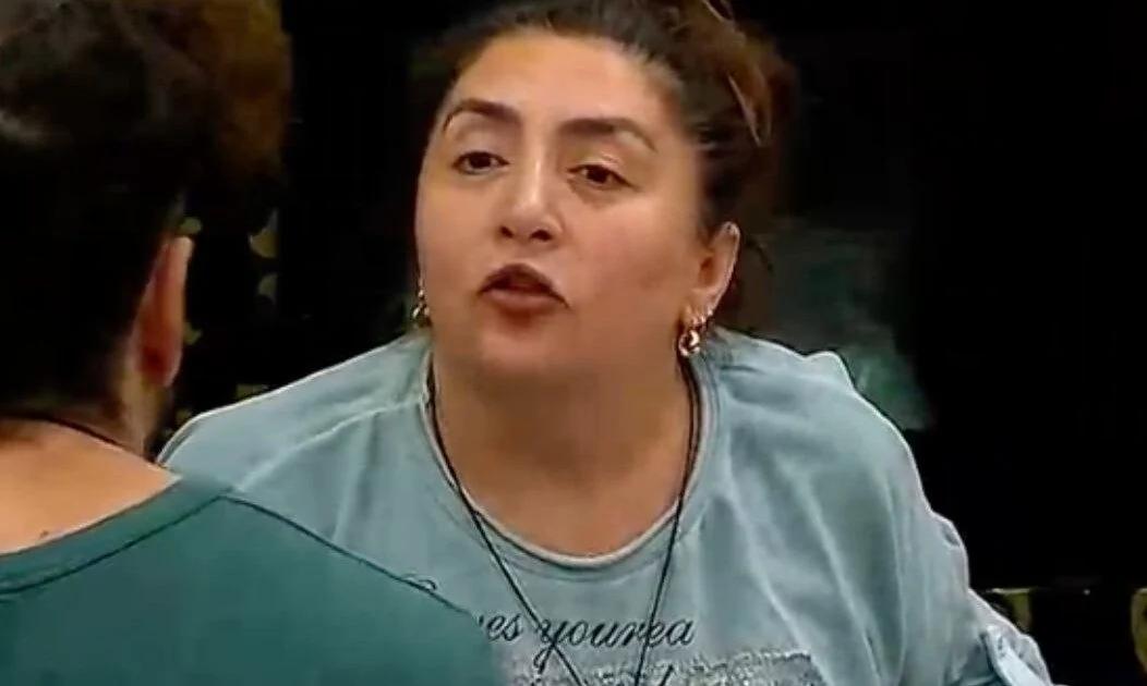 Pincoya quedo varada en Ezeiza y exploto contra la produccion