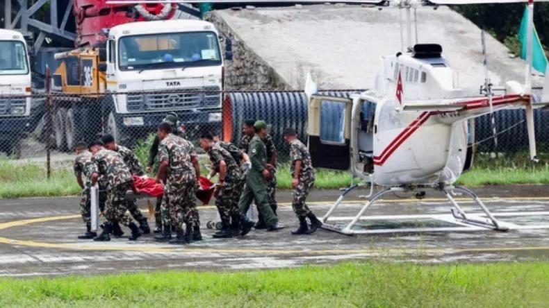 Rescate milagroso en Nepal tras 11 días bajo los escombros