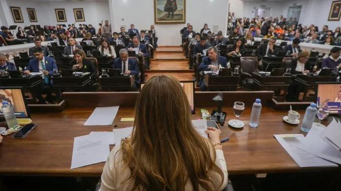 Nuevas leyes en La Rioja: Educación, Seguridad y Bioconstrucción