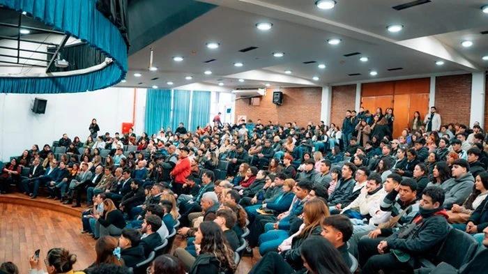 Nuevas herramientas para la inserción laboral de jóvenes riojanos