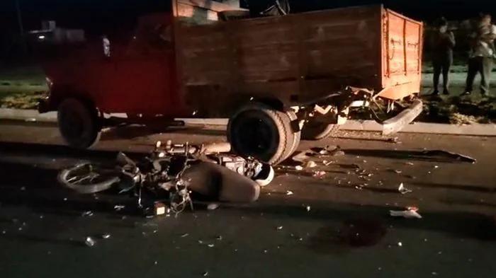 Motociclista herida tras colisionar con una camioneta en avenida Los Cactus