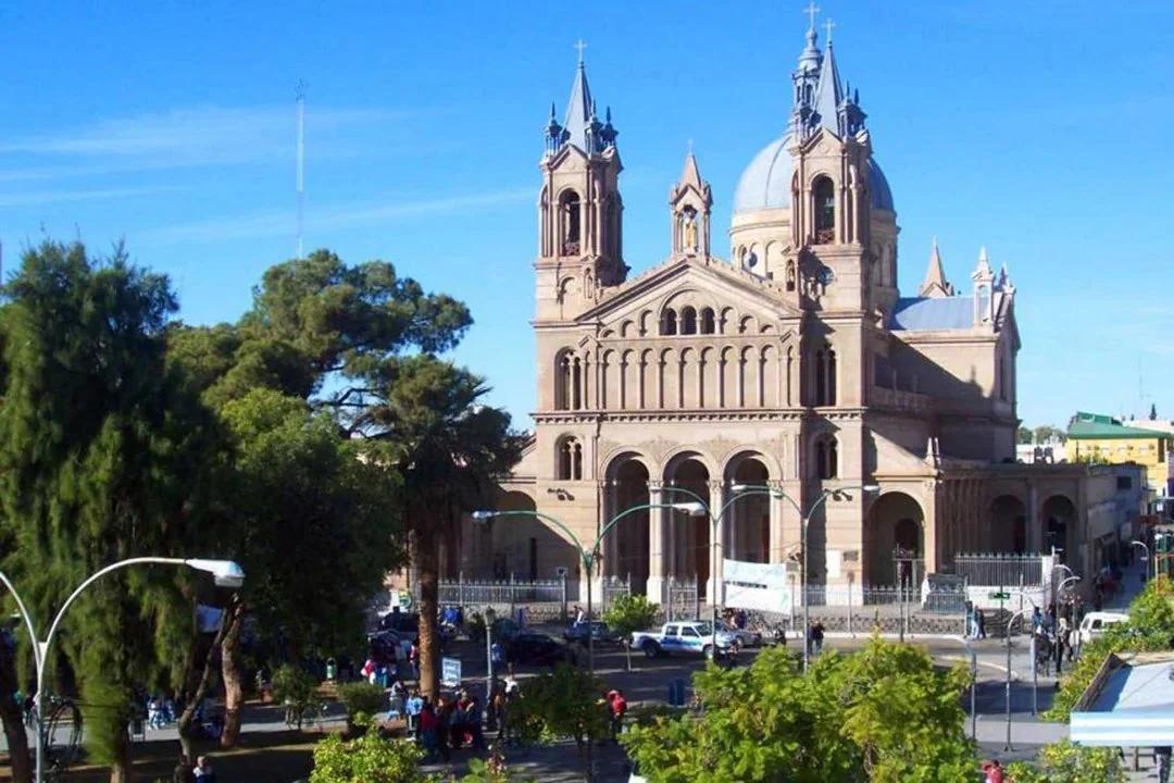 Domingo de calor intenso en la Capital con 36 grados de máxima