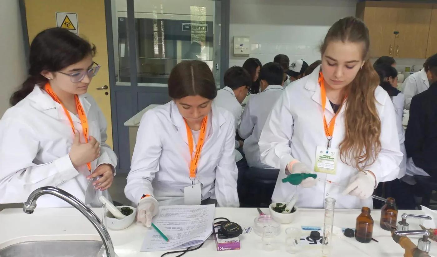 Dos escuelas riojanas clasificaron a la instancia nacional de la Olimpiada de Bi