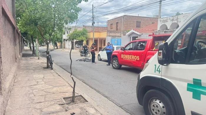 Siniestro vial en el centro capitalino: un menor resultó con lesiones