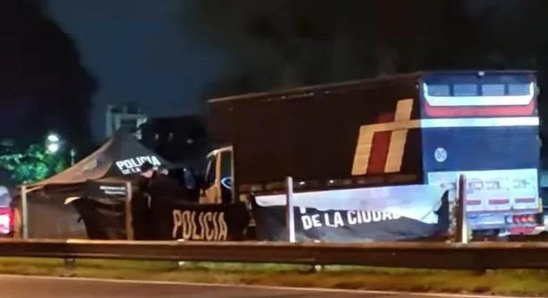 Falleció un hombre tras ser hallado inconsciente en avenida General Paz
