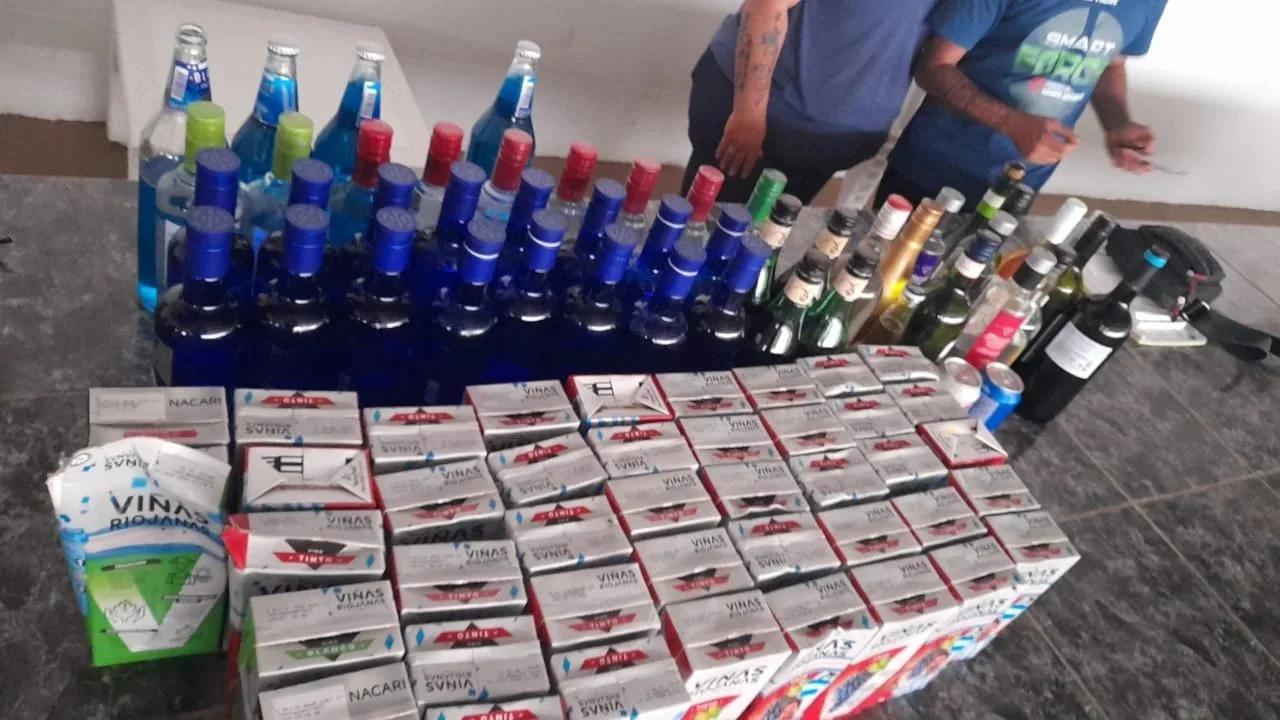 Decomisan alcohol en fiesta estudiantil sin adultos en Aimogasta