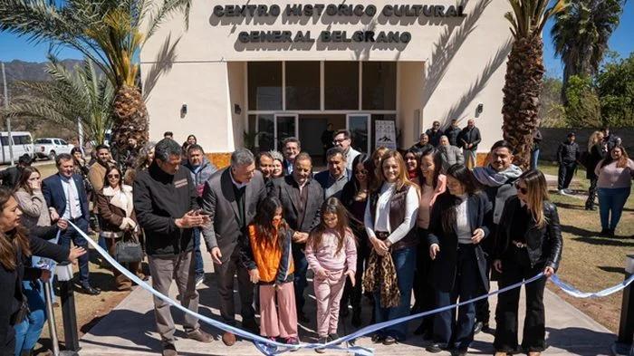 Nuevo Centro Cultural y 32 viviendas para Olta