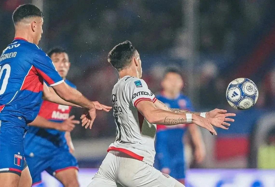 Tigre y Barracas empataron sin goles en Victoria