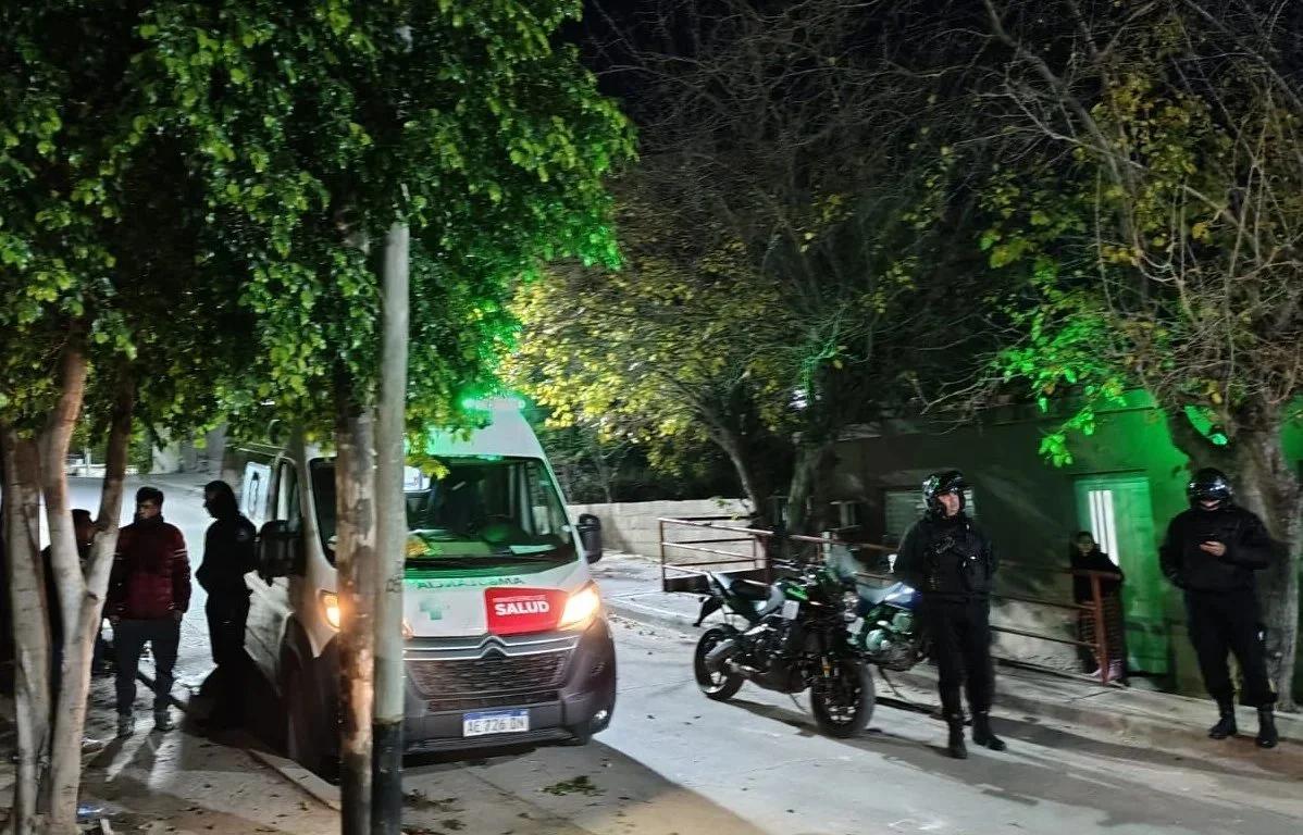 Intervino en una pelea para defender a una mujer y fue apuñalado