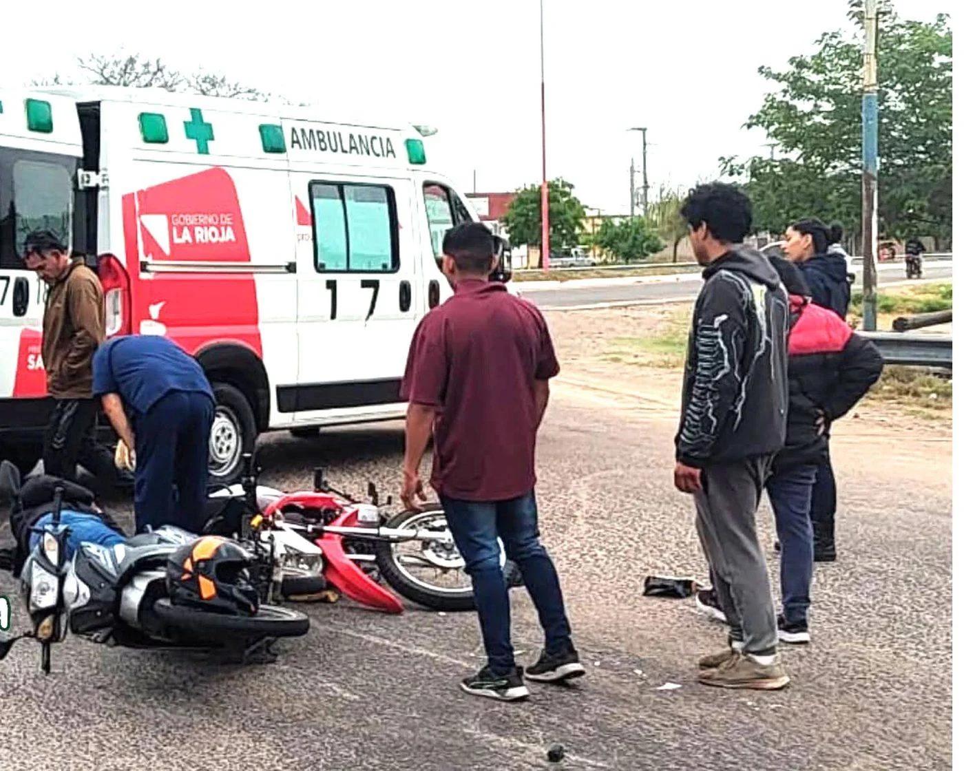 Tres heridos tras un choque entre dos motocicletas en la zona sur capitalina