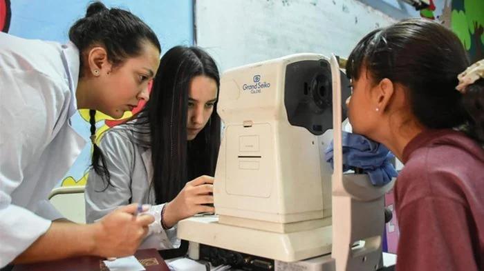 Detectan problemas de visión en alumnos de la Escuela Provincia de Misiones
