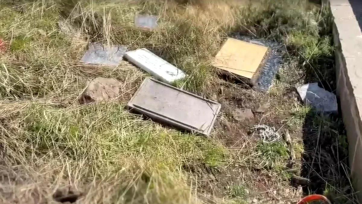 Placas de soldados argentinos fueron halladas descartadas en Malvinas