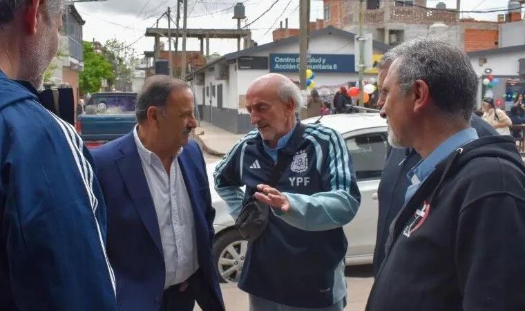 Quintela se reunió con curas villeros y cuestionó la política nacional
