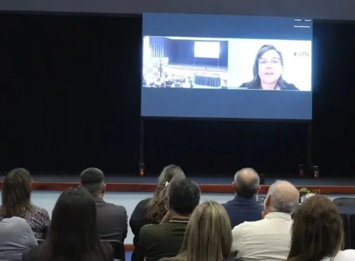 Jornadas sobre espacios libres de violencia en la UTN La Rioja