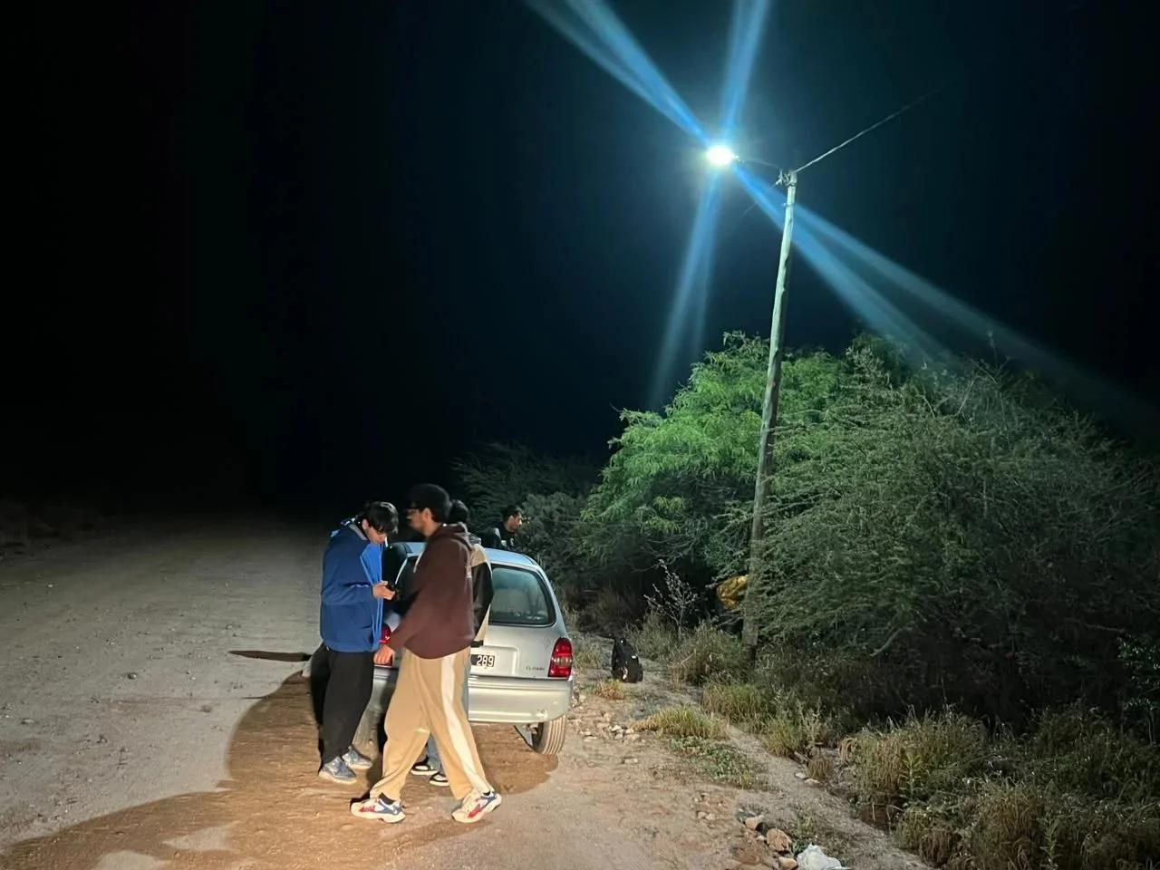 Estudiantes filmaron un corto en el camino a Juan Caro con custodia policial
