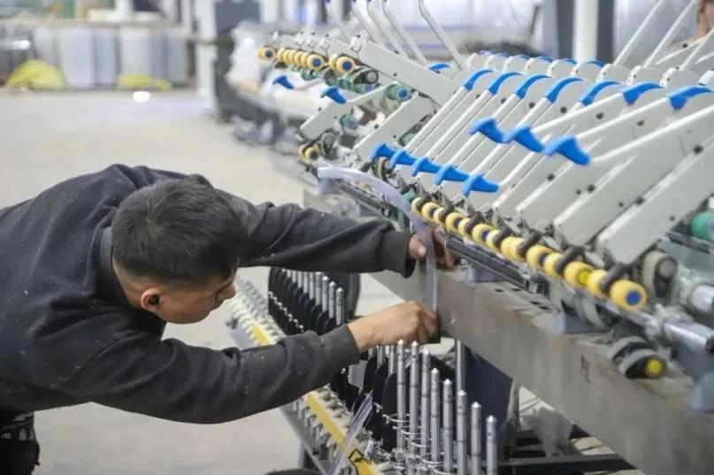 La Rioja encabeza la caída del empleo industrial en el país
