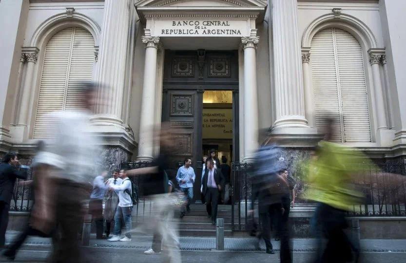 El Banco Central perdió mas de 1.000 millones de dólares por el oro