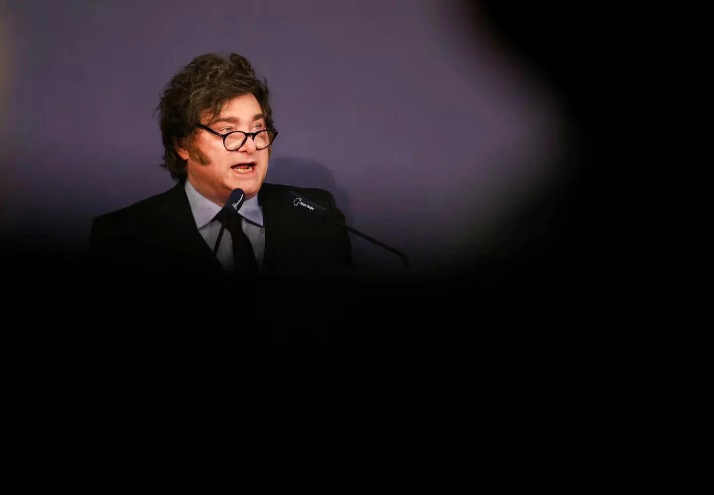 Milei cuestionó a Quintela por la falta de inversiones y la emisión de Chachos