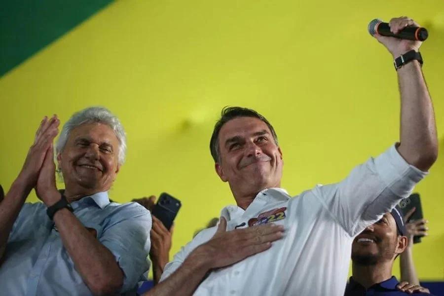 Apoyo clave para Flávio Bolsonaro en Brasil