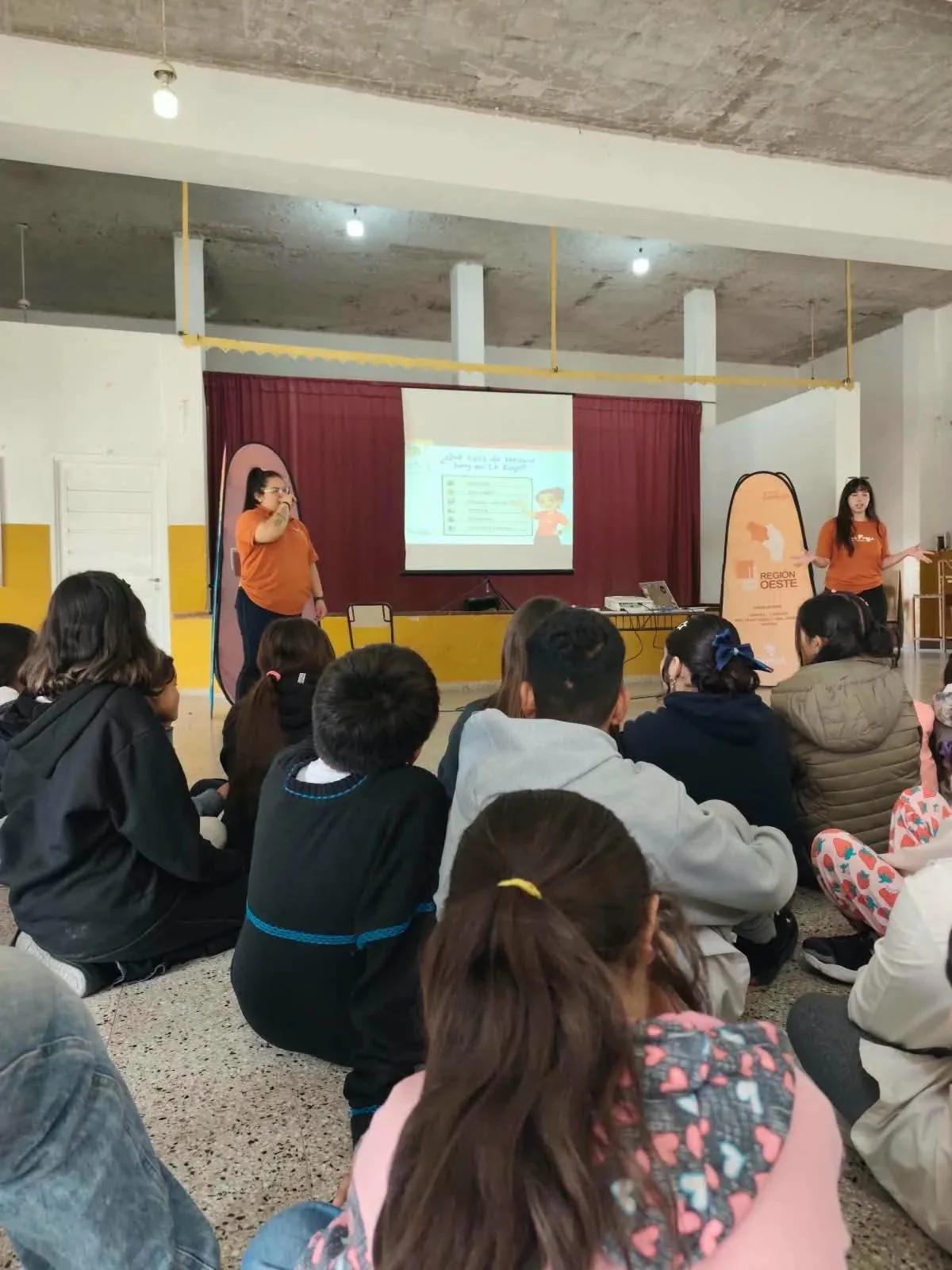 Impulsan el turismo y la identidad riojana en escuelas de la capital