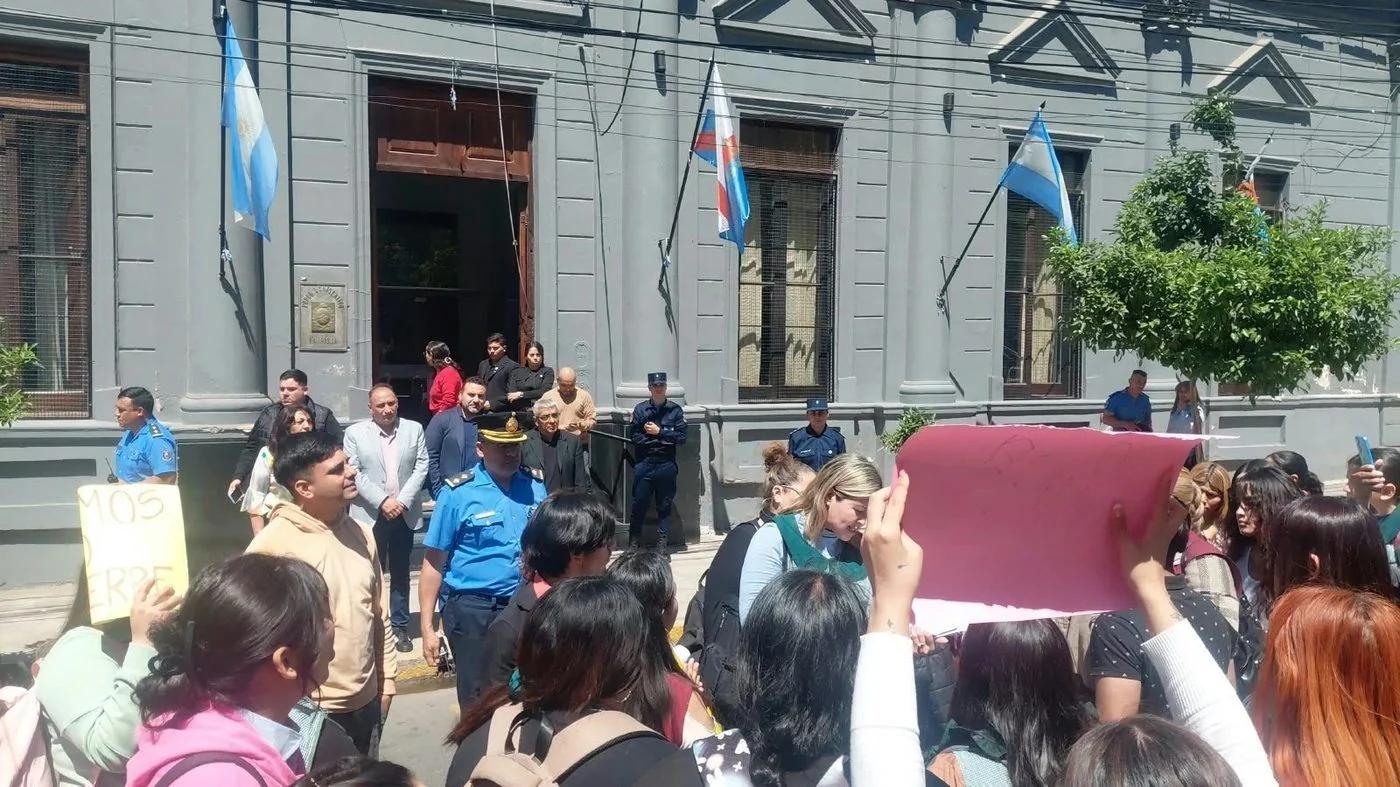 Docentes y estudiantes piden el veto a la Ley de Educación Superior