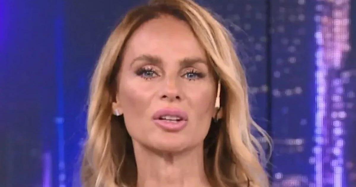 Sabrina Rojas explica por qué conduce sentada tras sus cirugías
