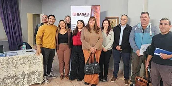 Capacitan a vecinos de Vinchina para el sector minero