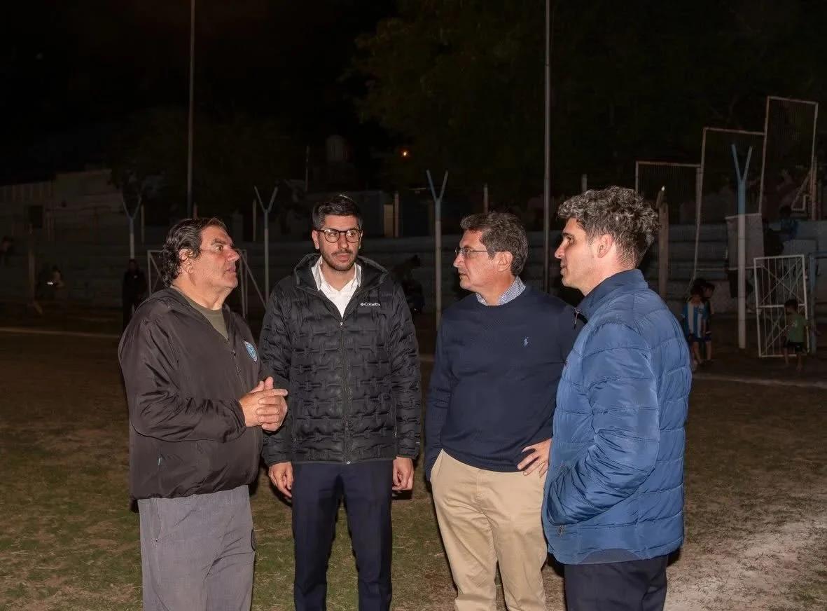 Atlético Chilecito renovó la iluminación LED de su cancha de fútbol