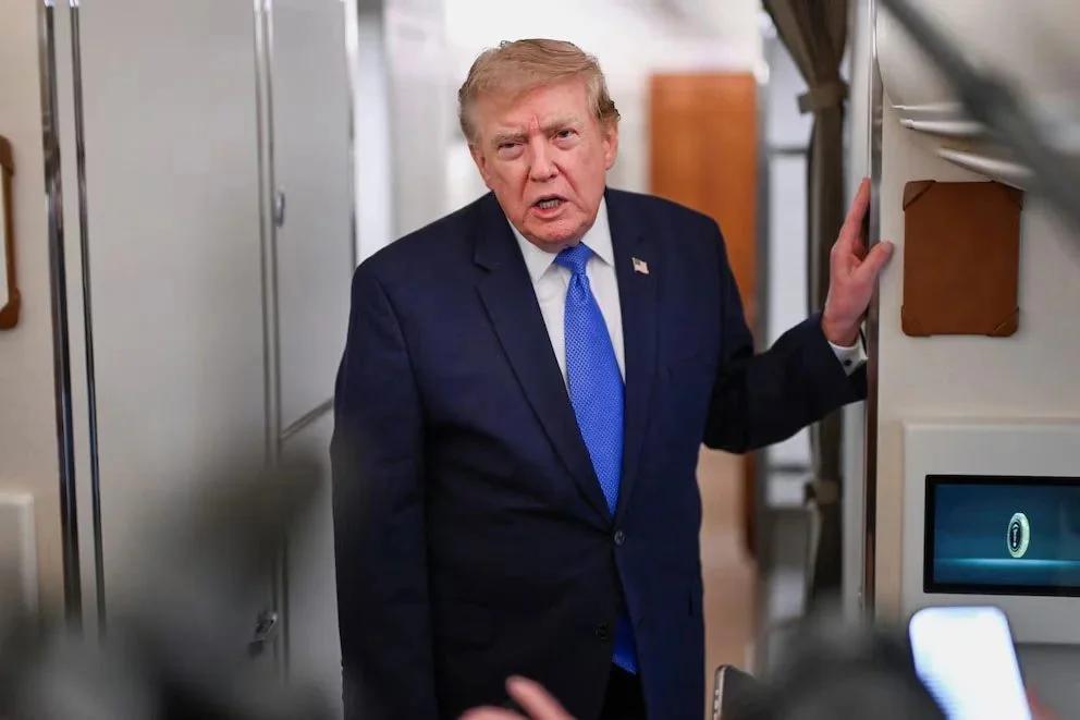 TRUMP ANUNCIA CONVERSACIONES CON IRÁN TRAS SUSPENSIÓN DE ATAQUE